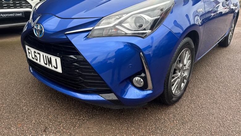 Toyota Yaris 1.5 Hybrid Icon Tech 5dr CVT Hybrid Hatchback